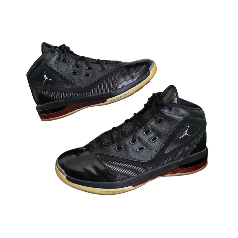 Jordan 16.5 Team Shoes Mens Size 11 Black Varsity Red Sneakers 375387-001